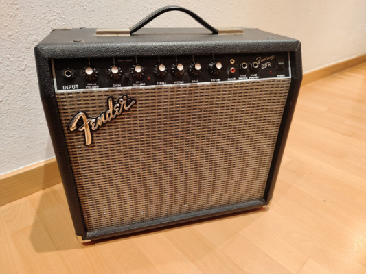 FENDER Frontman 25R