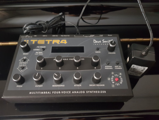 Dave Smith TETRA de segunda mano por 550 € en Valencia | Hispasonic