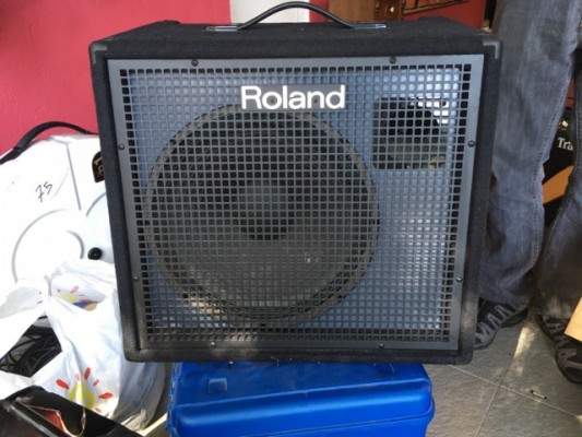 Amplificador para teclado Roland KC 500
