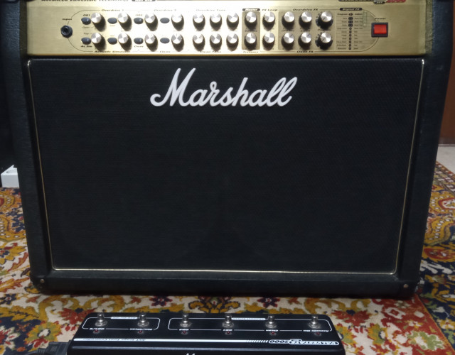Amplificador Marshall avt 2000 combo 2x75w