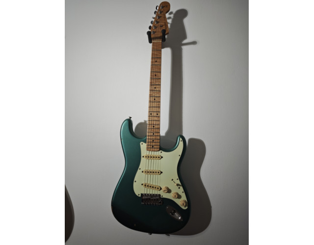 Guitarra por piezas strato