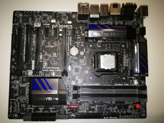 Gigabyte GA-Z87X-UD3H Placa Base