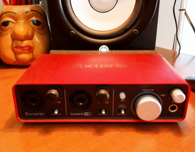 Focusrite Scarlett 2i2