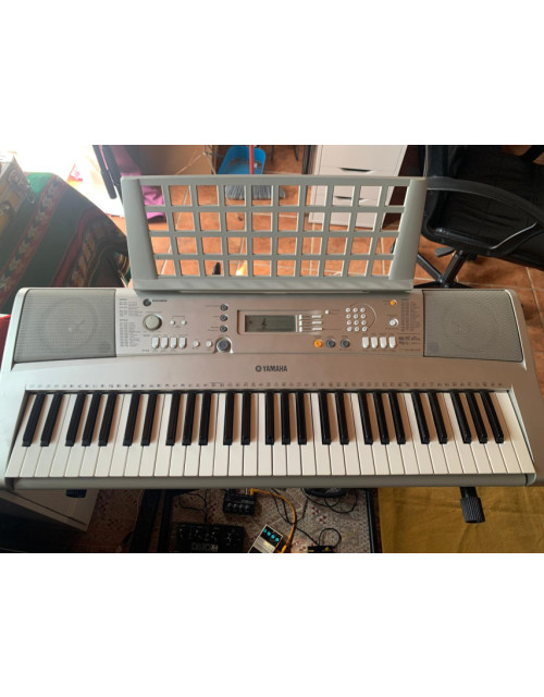 TECLADO YAMAHA PSR E303