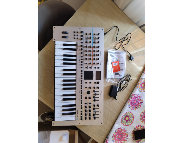 Roland Gaia 2
