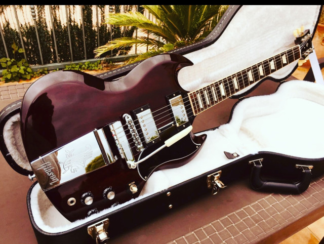 Gibson sg original 2 maestro vibrola