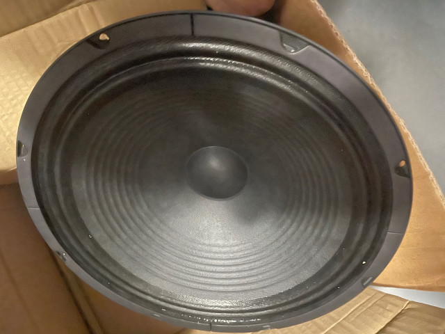 WESTONE ミキサー　ウェンストン Jensen Blackbird 40 12”/8 Ohms de segunda mano por 129 € en Granada