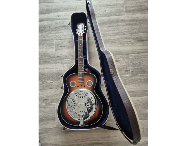 Resonadora gear4music con estuche Gator