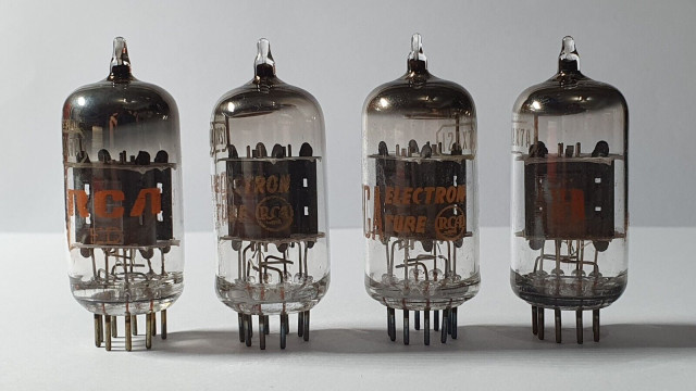Válvula RCA NOS 12AX7A Short Plate 7025 ECC83 preamp hifi tubo previo