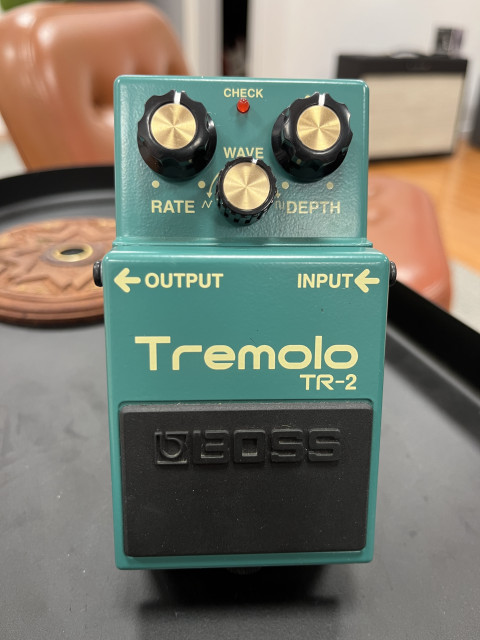 Boss Tremolo TR-2