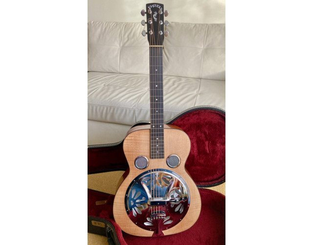 Guitarra Slide Resonadora DOBRO del luthier PRW.