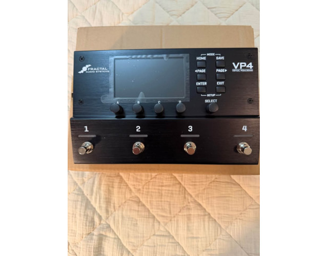 Vendo una pedalera Multiefectos Fractal Audio VP4 , como nueva