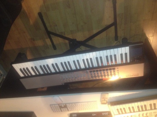 Novation Remote 61 SL MKII con muy poco uso 300€
