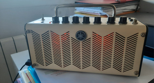 Amplificador Yamaha THR5