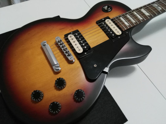 Vendo Gibson Les Paul LPJ del 2014 (RESERVADA)