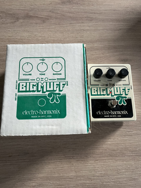 Big muff tone wicker
