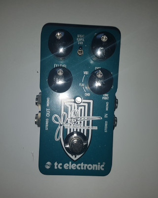 DREAMSCAPE - TC - Electronic - Chorus-Vibe-Flanger  - Petrucci signature