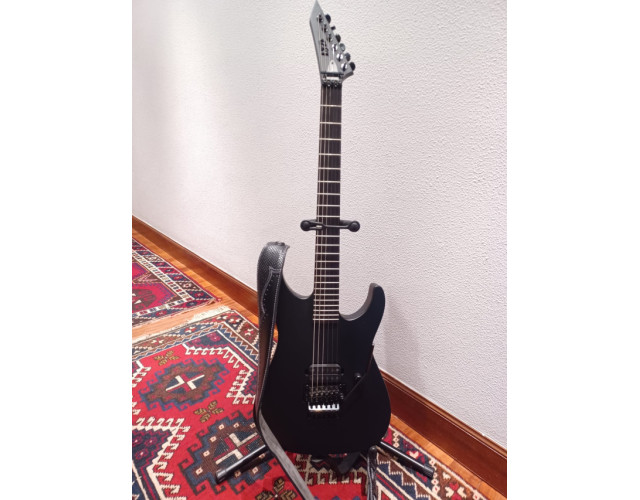 Guitarra Eléctrica ESP LTD M-Black Metal