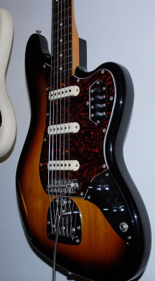 Fender VI Pawn Shop ( modificado )