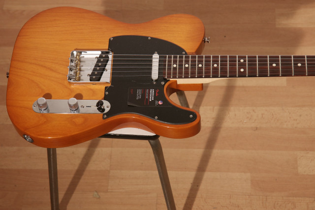 Fender American Performer TELECASTER