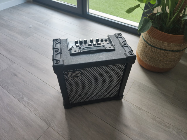 Roland Cube 20XL