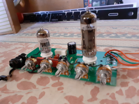Amplificador de valvulas de 5w (escucho propuestas de cambios)