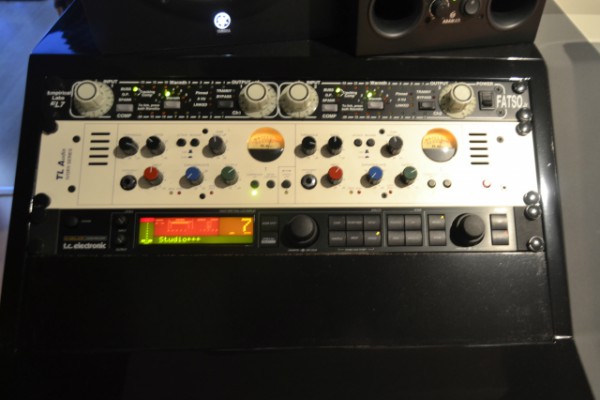Tc electronic G major + pedalera controladora MIDI