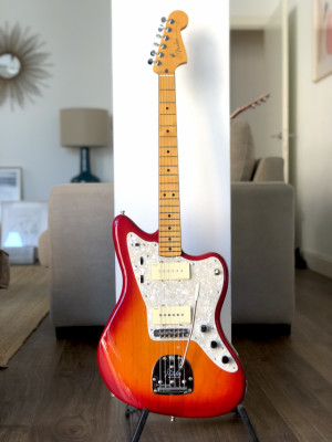 Fender jazzmaster American ultra Plasma red