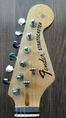 NoFender Stratocaster