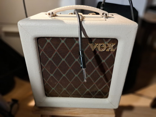 Amplificador Válvulas VOX AC4TV8