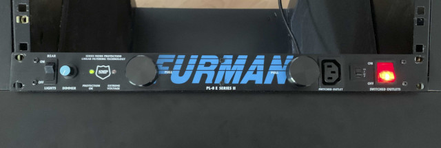 Compro Furman PL8 letras grandes