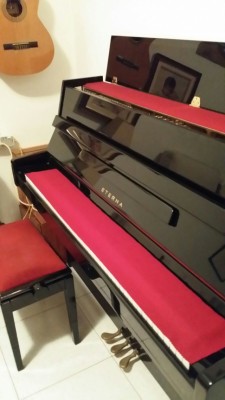 Piano Yamaha Eterna