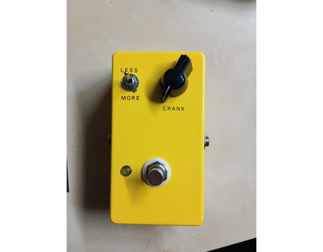 Clon EQD Speaker Cranker (2 modos)