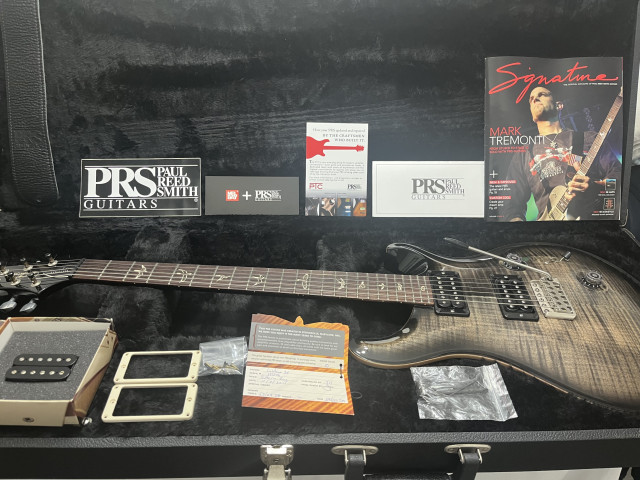 PRS Custom 24 Core charcoal burst bare knuckle.