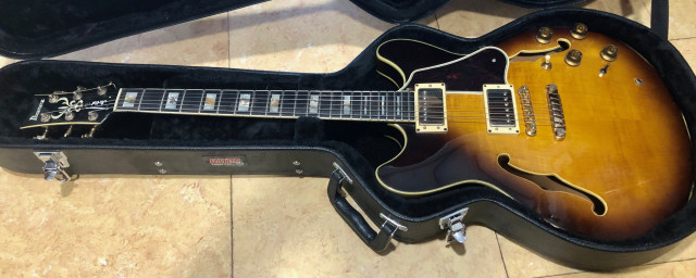 Ibanez AS200 de 1979, Crafted in Japan.  Para restaurar. VENDIDA.
