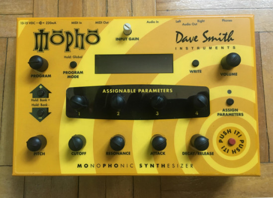Dave Smith MOPHO Desktop (regalo funda Magma)