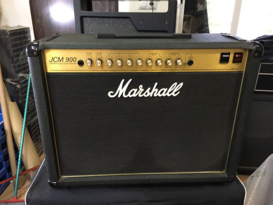Amplificador Marshall JCM 900