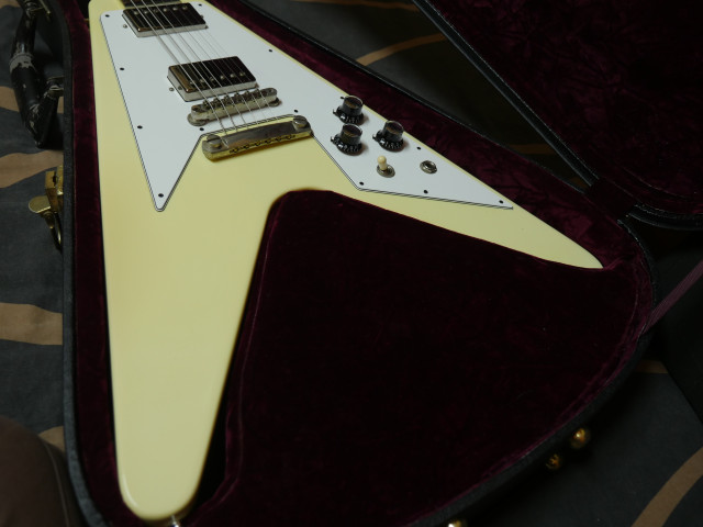 Gibson flying v custom shop