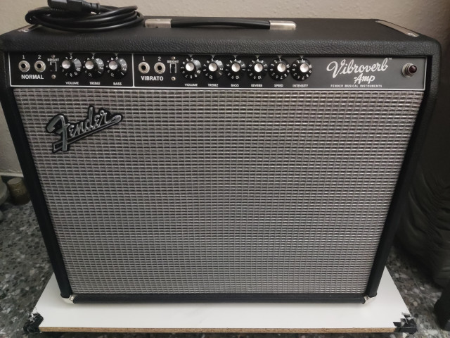 Fender Vibroverb 64 César Díaz ( escucho ofertas )