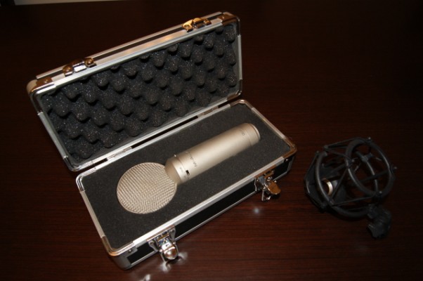 Micrófono de Condensador  M-AUDIO SOLARIS  (para reparar)