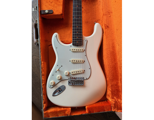 Fender Stratocaster AV II 61 Olympic white zurda
