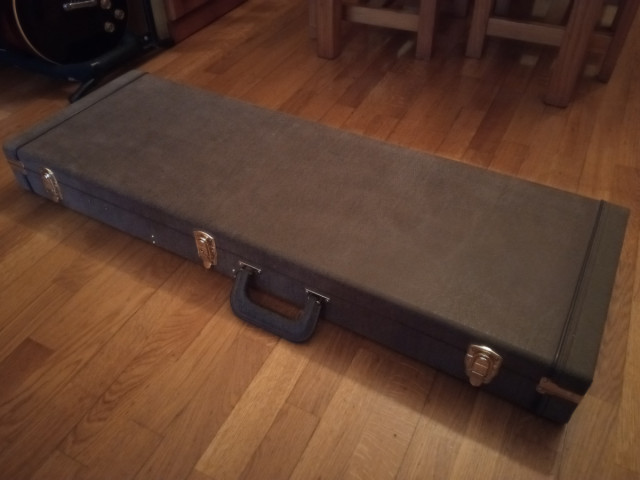 Estuche Gator Deluxe Case Vintage para tele/strat