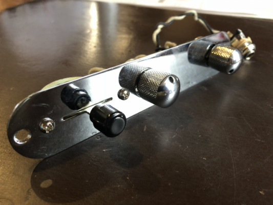 Electrónica completa Fender Telecaster American Special mejorada.