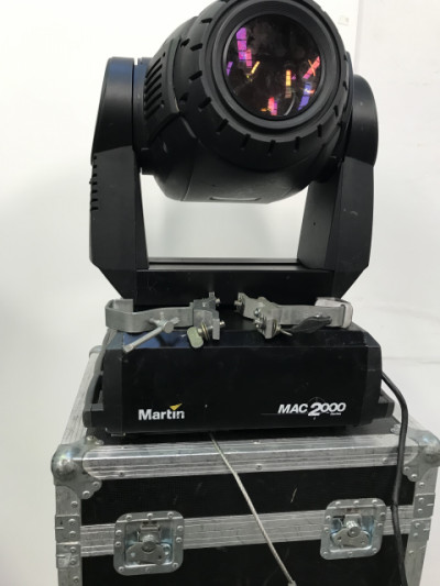 MARTIN MAC 2000