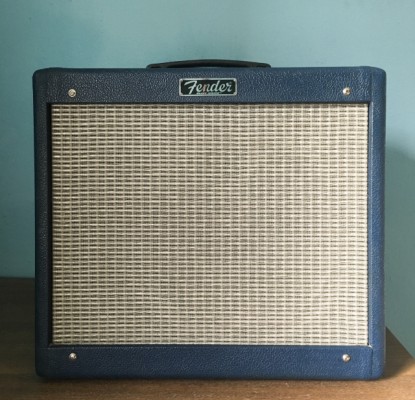 Fender Blues Junior III Limited Edition Navy Blue