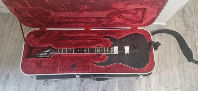 Ibanez Prestige RGR652