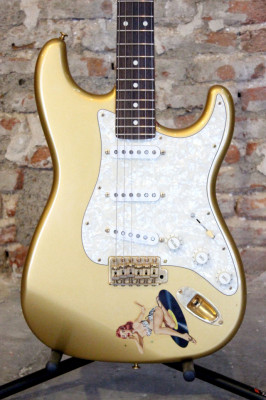 Stratocaster Custom Built Fernandes/Rockinger