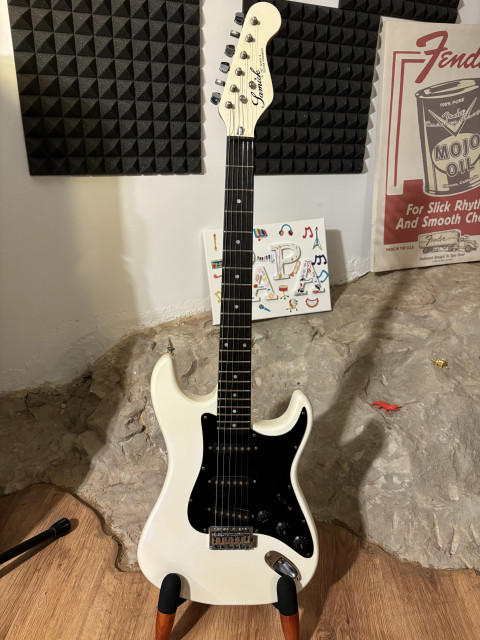 Guitarra Samick Stratocaster