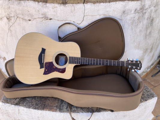Taylor 210ce (RESERVADA)
