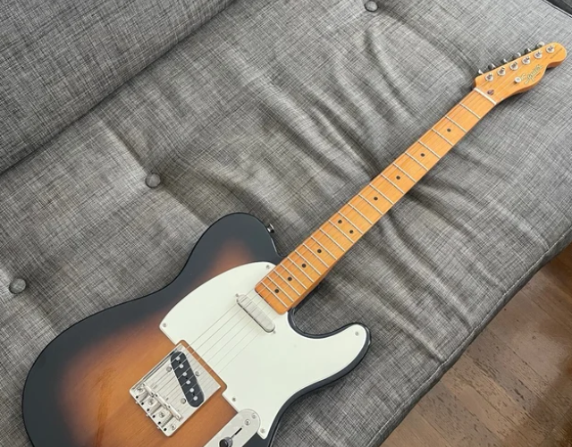 Guitarra Squier FSR Classic Vibe Tele 2TS
